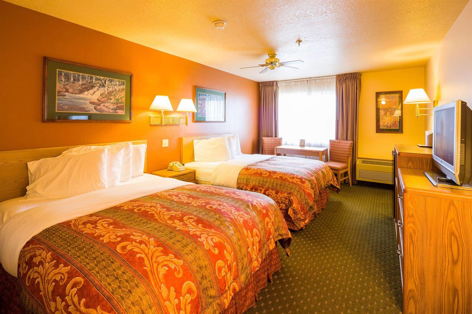 Alpine Inn & Suites Ганнисон Экстерьер фото