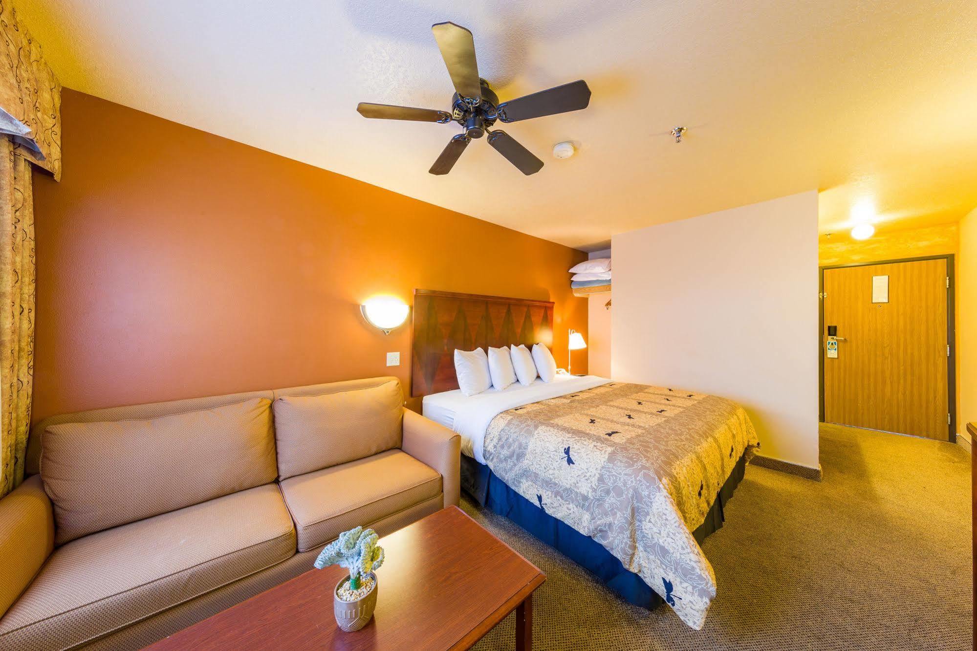 Alpine Inn & Suites Ганнисон Экстерьер фото