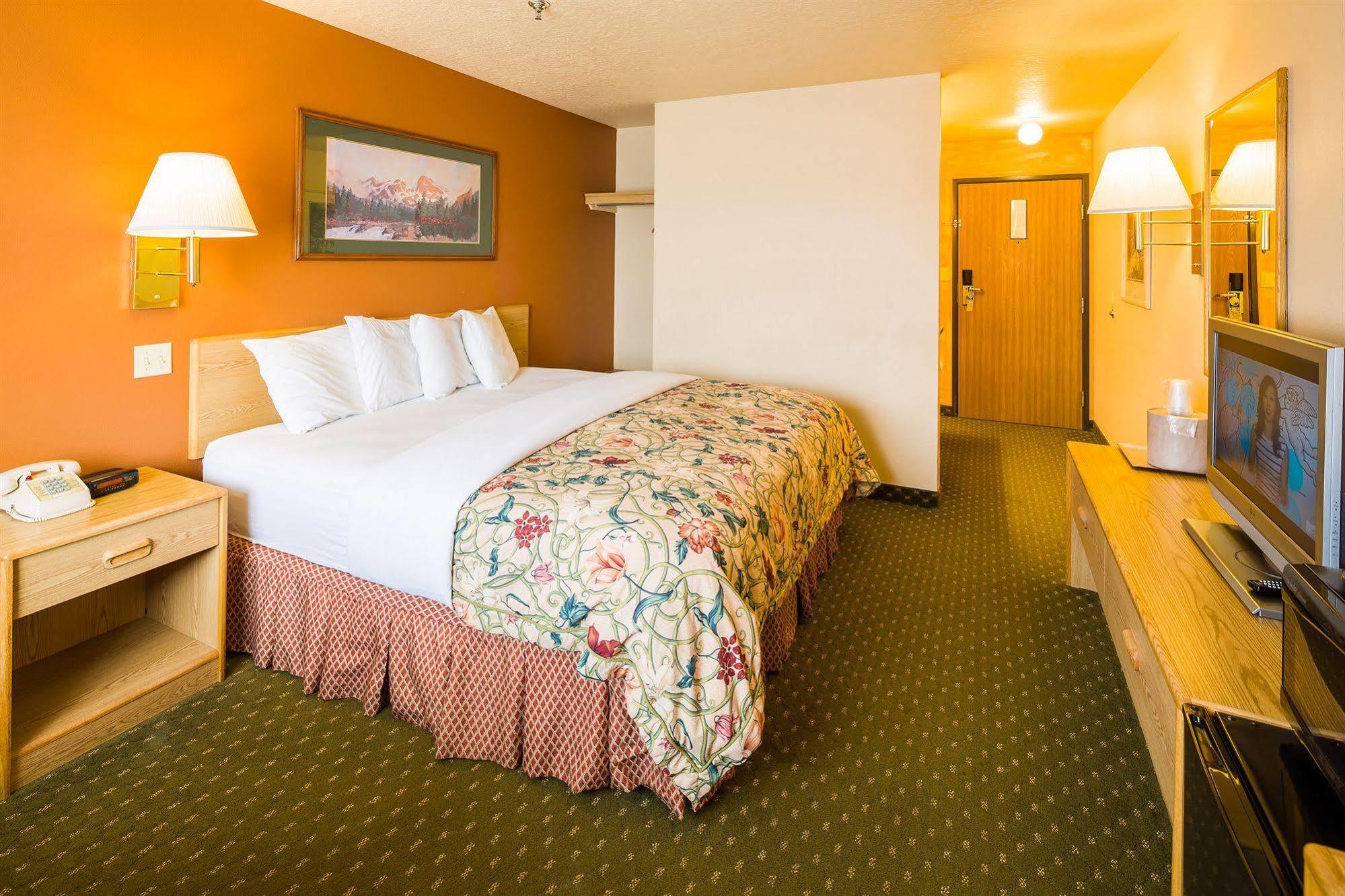 Alpine Inn & Suites Ганнисон Экстерьер фото
